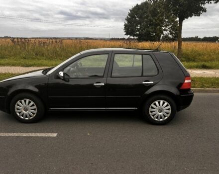 Черный Фольксваген Гольф, объемом двигателя 1.9 л и пробегом 269 тыс. км за 1275 $, фото 1 на Automoto.ua