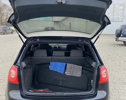 Черный Фольксваген Гольф, объемом двигателя 2 л и пробегом 251 тыс. км за 4500 $, фото 8 на Automoto.ua