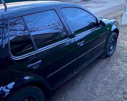 Черный Фольксваген Гольф, объемом двигателя 1.4 л и пробегом 226 тыс. км за 5399 $, фото 2 на Automoto.ua