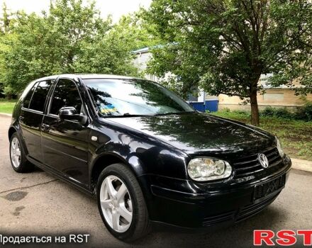 Черный Фольксваген Гольф, объемом двигателя 1.6 л и пробегом 268 тыс. км за 4700 $, фото 3 на Automoto.ua