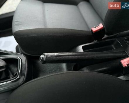 Черный Фольксваген Гольф, объемом двигателя 0 л и пробегом 187 тыс. км за 4790 $, фото 55 на Automoto.ua