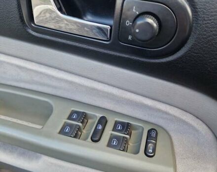 Черный Фольксваген Гольф, объемом двигателя 1.9 л и пробегом 390 тыс. км за 4500 $, фото 3 на Automoto.ua