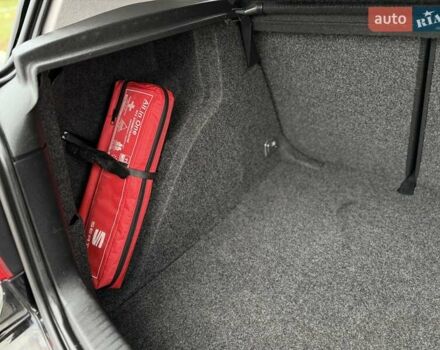 Черный Фольксваген Гольф, объемом двигателя 0 л и пробегом 187 тыс. км за 4790 $, фото 85 на Automoto.ua