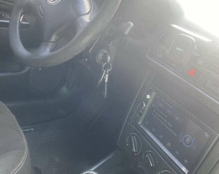 Черный Фольксваген Гольф, объемом двигателя 1.39 л и пробегом 245 тыс. км за 4700 $, фото 10 на Automoto.ua