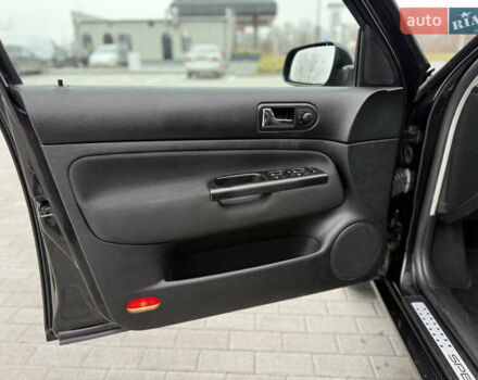 Черный Фольксваген Гольф, объемом двигателя 1.6 л и пробегом 266 тыс. км за 4650 $, фото 34 на Automoto.ua