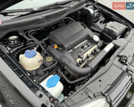 Черный Фольксваген Гольф, объемом двигателя 0 л и пробегом 187 тыс. км за 4790 $, фото 95 на Automoto.ua