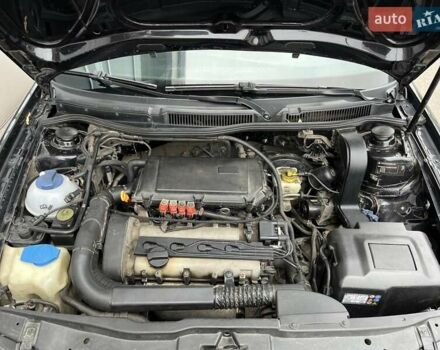 Чорний Фольксваген Гольф, об'ємом двигуна 1.4 л та пробігом 193 тис. км за 4700 $, фото 26 на Automoto.ua