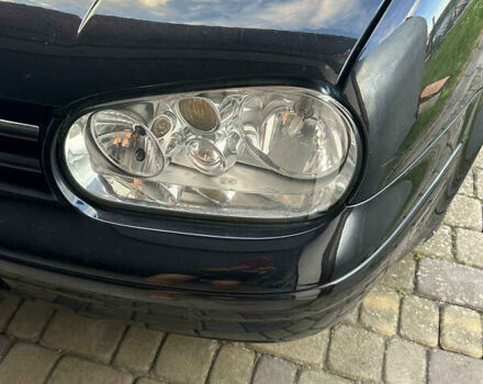 Черный Фольксваген Гольф, объемом двигателя 1.39 л и пробегом 258 тыс. км за 3700 $, фото 3 на Automoto.ua