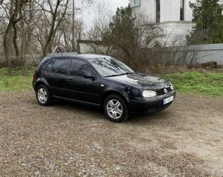 Черный Фольксваген Гольф, объемом двигателя 1.4 л и пробегом 230 тыс. км за 4000 $, фото 1 на Automoto.ua