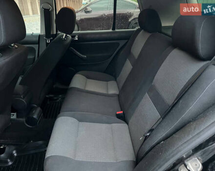 Фольксваген Гольф 2003 у Вінниці на Automoto.ua Чорний Фольксваген Гольф, об'ємом двигуна 1.39 л та пробігом 190 тис. км за 4000 $, фото 12 на Automoto.ua