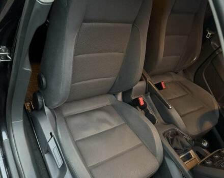 Черный Фольксваген Гольф, объемом двигателя 1.6 л и пробегом 352 тыс. км за 6550 $, фото 18 на Automoto.ua