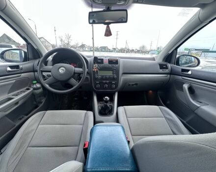 Чорний Фольксваген Гольф, об'ємом двигуна 1.6 л та пробігом 251 тис. км за 5500 $, фото 5 на Automoto.ua