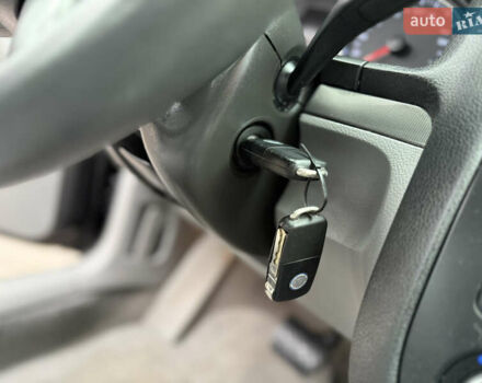 Чорний Фольксваген Гольф, об'ємом двигуна 1.6 л та пробігом 220 тис. км за 6250 $, фото 44 на Automoto.ua