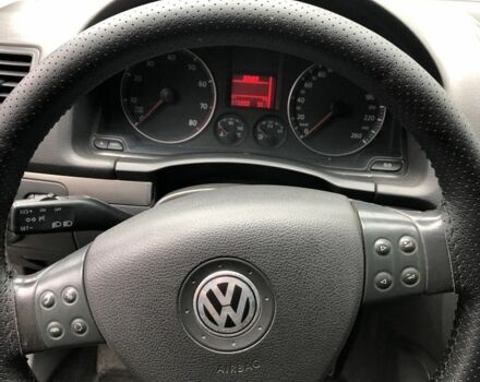Фольксваген Гольф 2004 в Измаиле на Automoto.ua Черный Фольксваген Гольф, объемом двигателя 2 л и пробегом 300 тыс. км за 6200 $, фото 7 на Automoto.ua