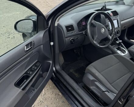 Чорний Фольксваген Гольф, об'ємом двигуна 1.6 л та пробігом 200 тис. км за 5600 $, фото 16 на Automoto.ua