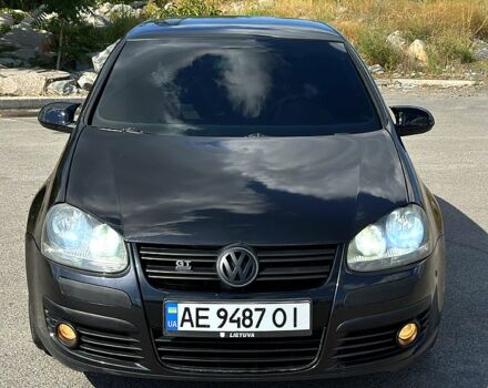 Черный Фольксваген Гольф, объемом двигателя 2 л и пробегом 233 тыс. км за 5600 $, фото 1 на Automoto.ua