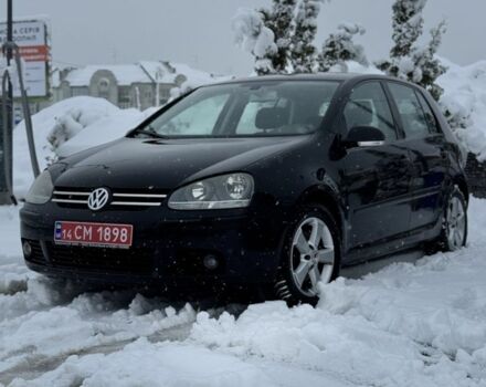 Чорний Фольксваген Гольф, об'ємом двигуна 1.6 л та пробігом 200 тис. км за 5600 $, фото 1 на Automoto.ua