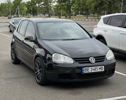 Черный Фольксваген Гольф, объемом двигателя 1.39 л и пробегом 260 тыс. км за 5500 $, фото 1 на Automoto.ua