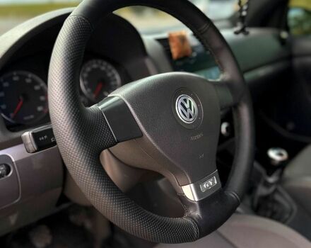 Черный Фольксваген Гольф, объемом двигателя 2 л и пробегом 233 тыс. км за 5600 $, фото 7 на Automoto.ua