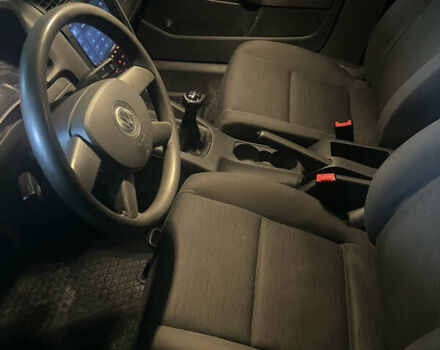 Черный Фольксваген Гольф, объемом двигателя 1.6 л и пробегом 212 тыс. км за 5400 $, фото 4 на Automoto.ua