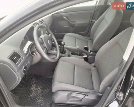 Чорний Фольксваген Гольф, об'ємом двигуна 1.4 л та пробігом 200 тис. км за 4900 $, фото 8 на Automoto.ua