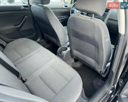 Чорний Фольксваген Гольф, об'ємом двигуна 1.6 л та пробігом 213 тис. км за 5800 $, фото 17 на Automoto.ua