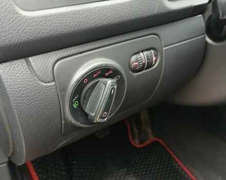 Черный Фольксваген Гольф, объемом двигателя 1.4 л и пробегом 290 тыс. км за 4500 $, фото 9 на Automoto.ua