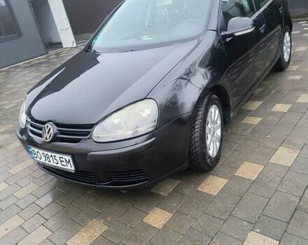 Черный Фольксваген Гольф, объемом двигателя 1.6 л и пробегом 200 тыс. км за 4600 $, фото 2 на Automoto.ua