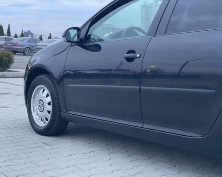 Черный Фольксваген Гольф, объемом двигателя 1.4 л и пробегом 234 тыс. км за 5400 $, фото 7 на Automoto.ua