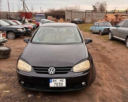 Черный Фольксваген Гольф, объемом двигателя 1.6 л и пробегом 313 тыс. км за 4600 $, фото 1 на Automoto.ua