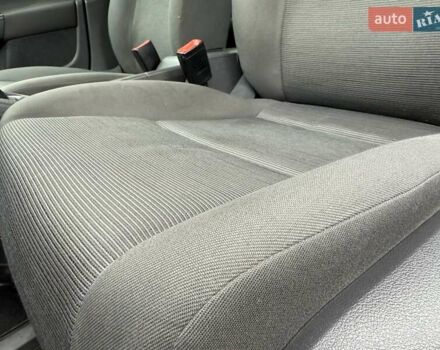 Черный Фольксваген Гольф, объемом двигателя 1.97 л и пробегом 418 тыс. км за 4650 $, фото 27 на Automoto.ua