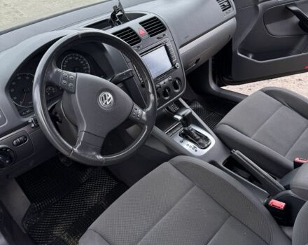 Чорний Фольксваген Гольф, об'ємом двигуна 1.6 л та пробігом 200 тис. км за 5600 $, фото 17 на Automoto.ua