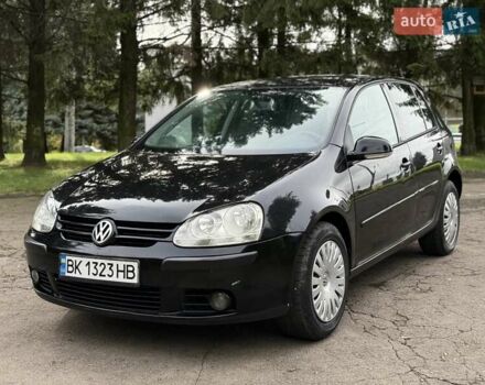 Черный Фольксваген Гольф, объемом двигателя 1.97 л и пробегом 418 тыс. км за 4650 $, фото 1 на Automoto.ua