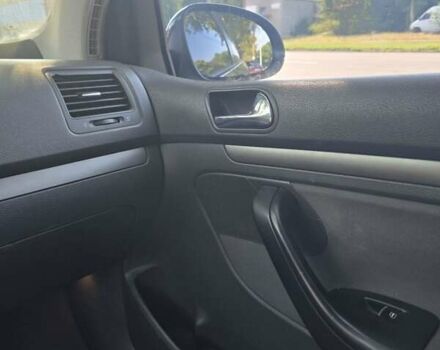 Черный Фольксваген Гольф, объемом двигателя 1.9 л и пробегом 302 тыс. км за 6000 $, фото 8 на Automoto.ua