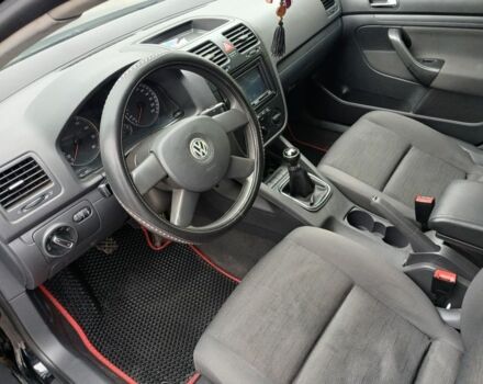 Черный Фольксваген Гольф, объемом двигателя 1.4 л и пробегом 290 тыс. км за 4500 $, фото 14 на Automoto.ua