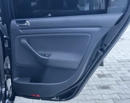 Черный Фольксваген Гольф, объемом двигателя 1.4 л и пробегом 234 тыс. км за 5400 $, фото 16 на Automoto.ua