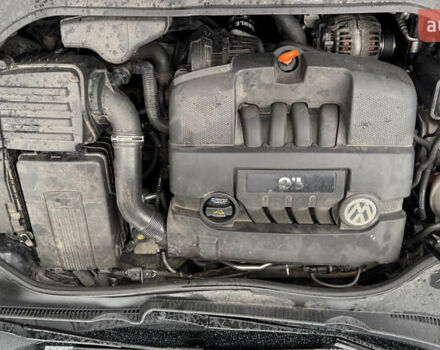 Черный Фольксваген Гольф, объемом двигателя 1.6 л и пробегом 193 тыс. км за 5150 $, фото 27 на Automoto.ua