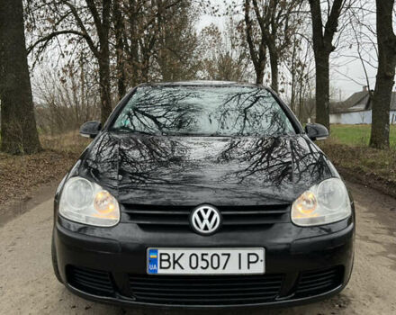 Чорний Фольксваген Гольф, об'ємом двигуна 1.6 л та пробігом 200 тис. км за 5200 $, фото 1 на Automoto.ua