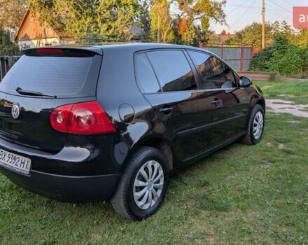 Черный Фольксваген Гольф, объемом двигателя 1.39 л и пробегом 338 тыс. км за 4500 $, фото 2 на Automoto.ua
