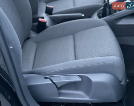 Черный Фольксваген Гольф, объемом двигателя 1.39 л и пробегом 233 тыс. км за 5400 $, фото 18 на Automoto.ua