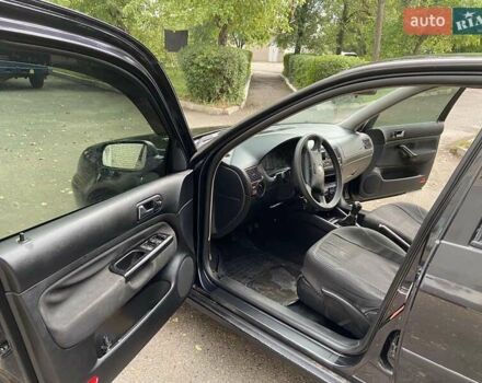 Чорний Фольксваген Гольф, об'ємом двигуна 1.4 л та пробігом 410 тис. км за 4200 $, фото 7 на Automoto.ua