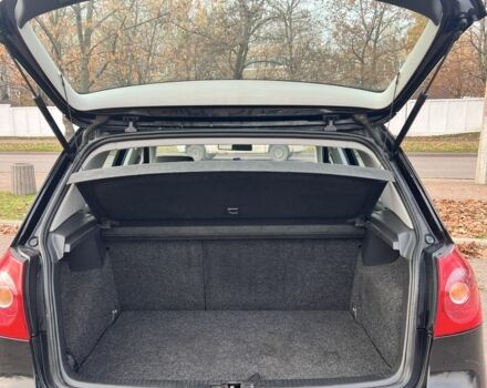 Черный Фольксваген Гольф, объемом двигателя 1.4 л и пробегом 224 тыс. км за 5150 $, фото 7 на Automoto.ua