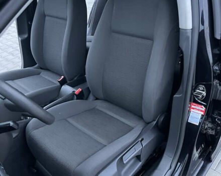 Черный Фольксваген Гольф, объемом двигателя 1.39 л и пробегом 233 тыс. км за 5400 $, фото 11 на Automoto.ua