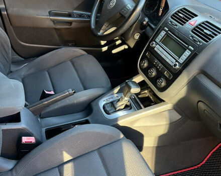 Чорний Фольксваген Гольф, об'ємом двигуна 1.97 л та пробігом 315 тис. км за 6000 $, фото 3 на Automoto.ua