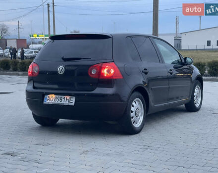 Черный Фольксваген Гольф, объемом двигателя 1.39 л и пробегом 233 тыс. км за 5400 $, фото 4 на Automoto.ua