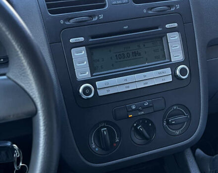 Черный Фольксваген Гольф, объемом двигателя 1.4 л и пробегом 254 тыс. км за 4499 $, фото 16 на Automoto.ua