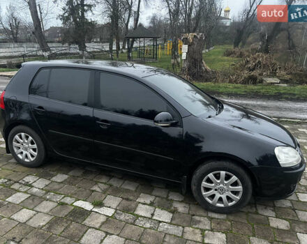 Черный Фольксваген Гольф, объемом двигателя 1.39 л и пробегом 200 тыс. км за 5500 $, фото 3 на Automoto.ua