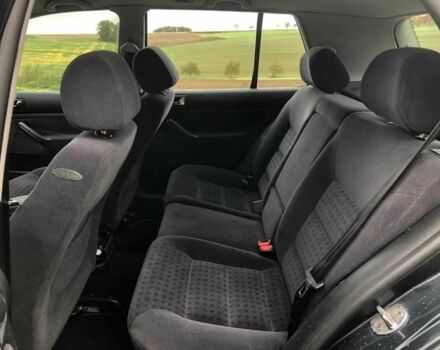 Черный Фольксваген Гольф, объемом двигателя 1.9 л и пробегом 250 тыс. км за 1700 $, фото 12 на Automoto.ua