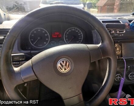 Черный Фольксваген Гольф, объемом двигателя 1.6 л и пробегом 239 тыс. км за 3800 $, фото 6 на Automoto.ua