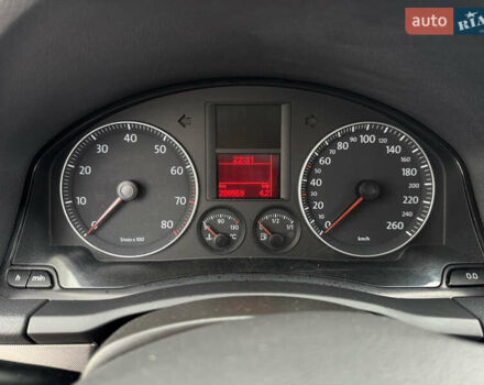 Черный Фольксваген Гольф, объемом двигателя 1.6 л и пробегом 200 тыс. км за 5600 $, фото 18 на Automoto.ua